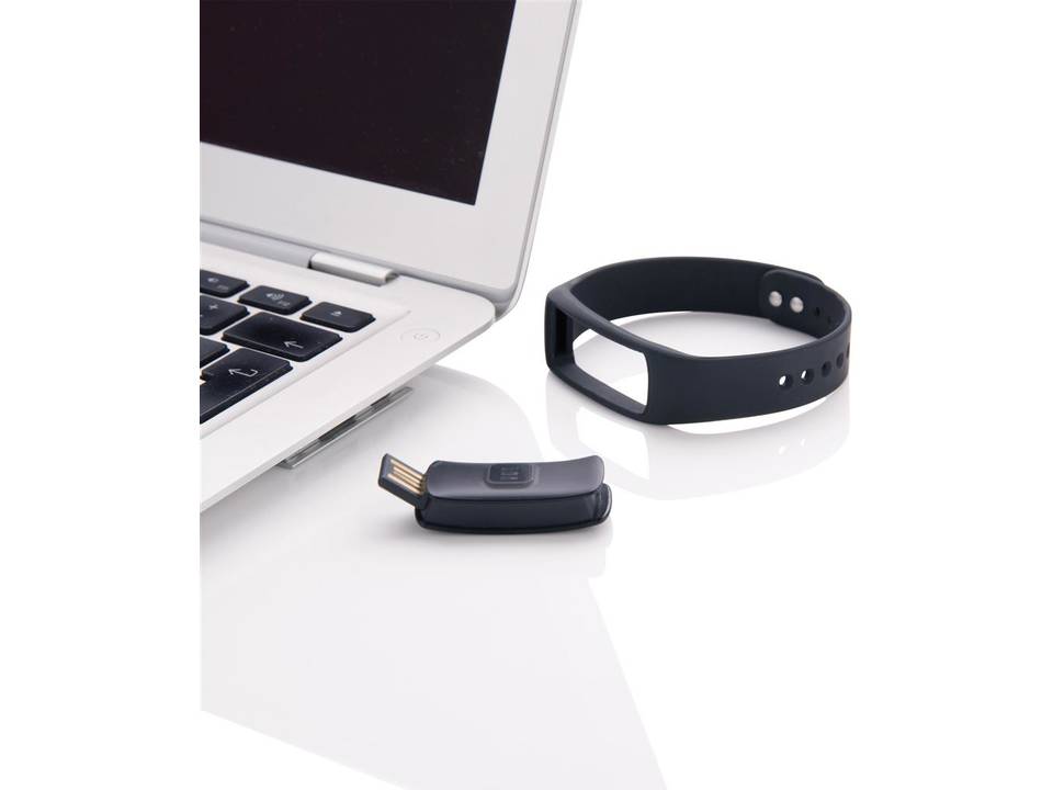 Activity tracker with touch screen and HR 3