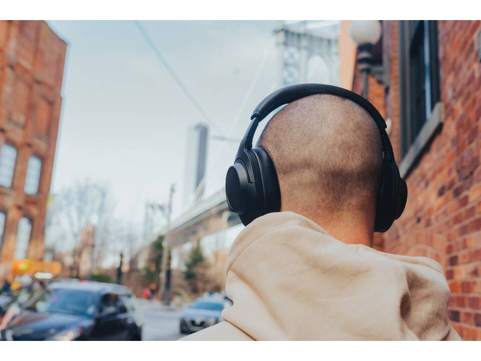 Irvine RCS recycled and repairable ANC wireless headphone 15