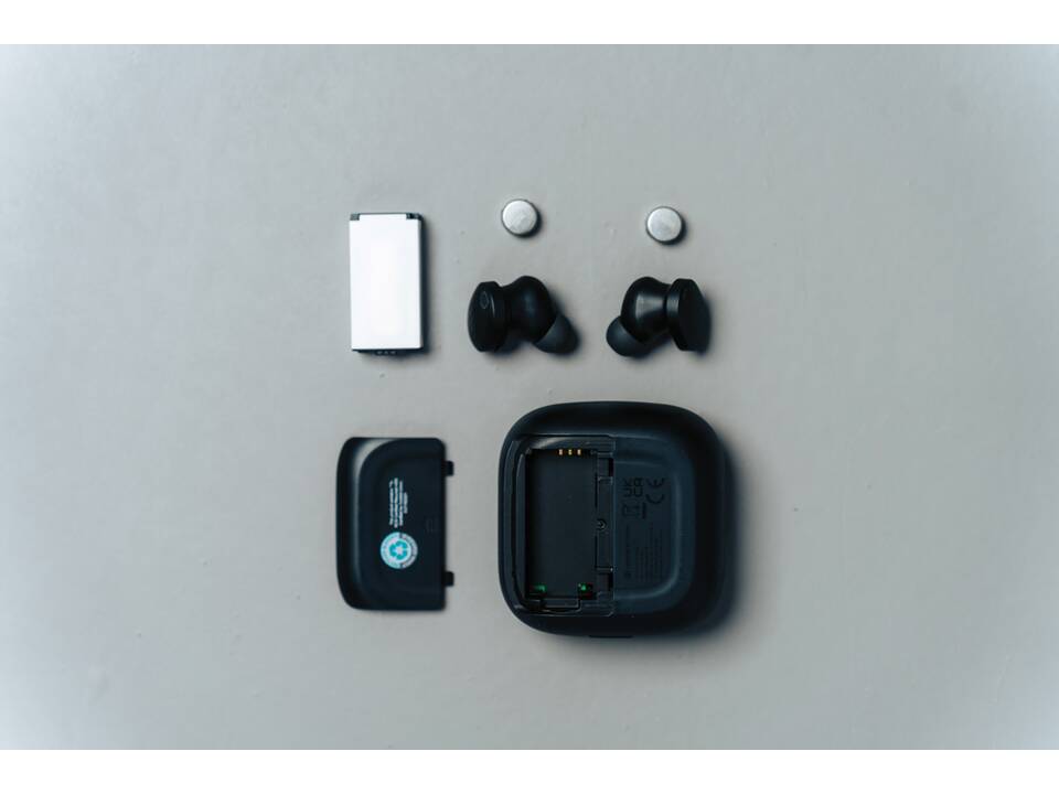 Lakewood RCS recycled and repairable wireless earbuds 17