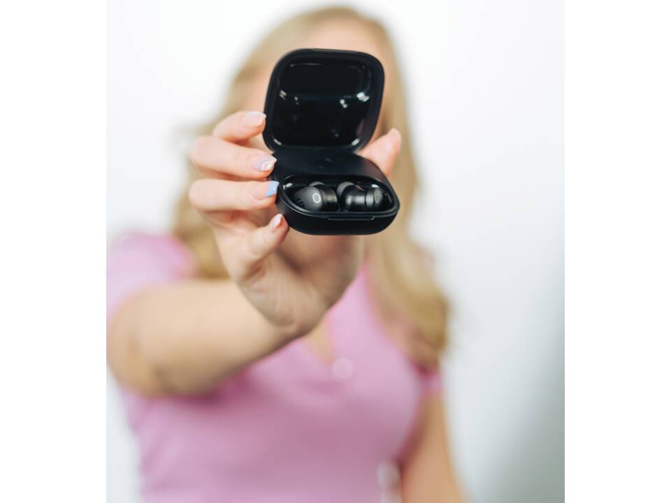 Lakewood RCS recycled and repairable wireless earbuds 19