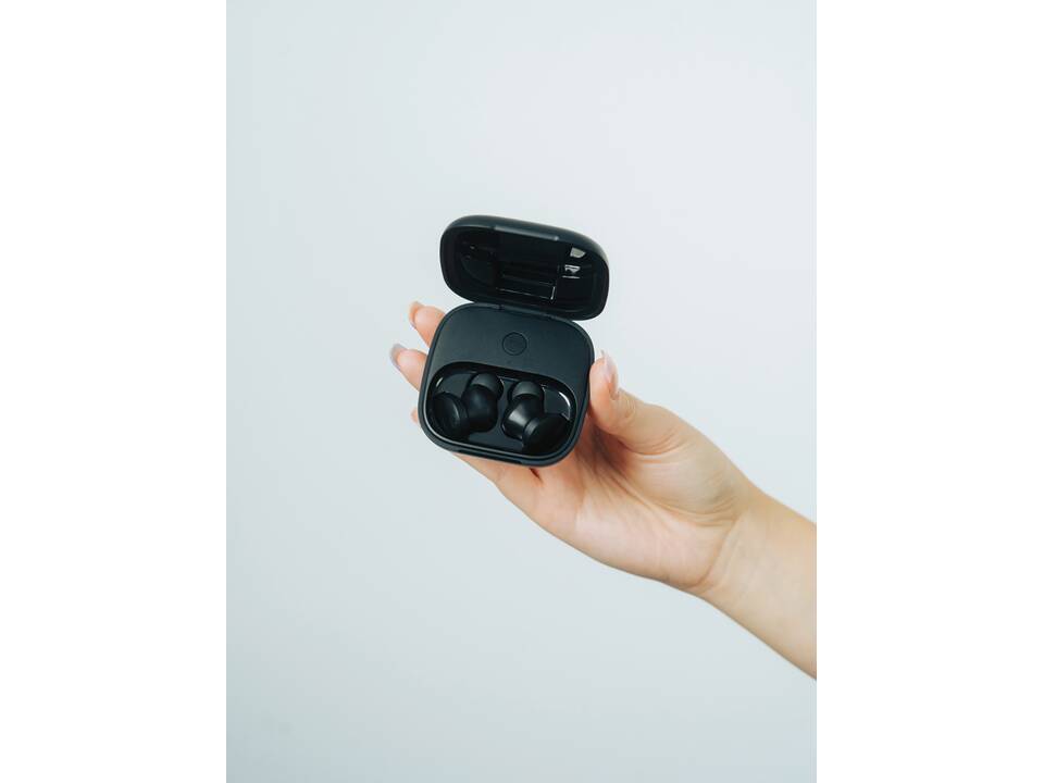 Lakewood RCS recycled and repairable wireless earbuds 20