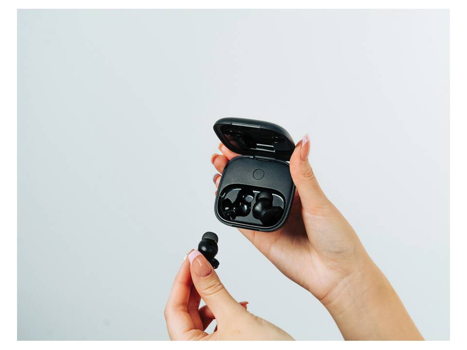 Lakewood RCS recycled and repairable wireless earbuds 21