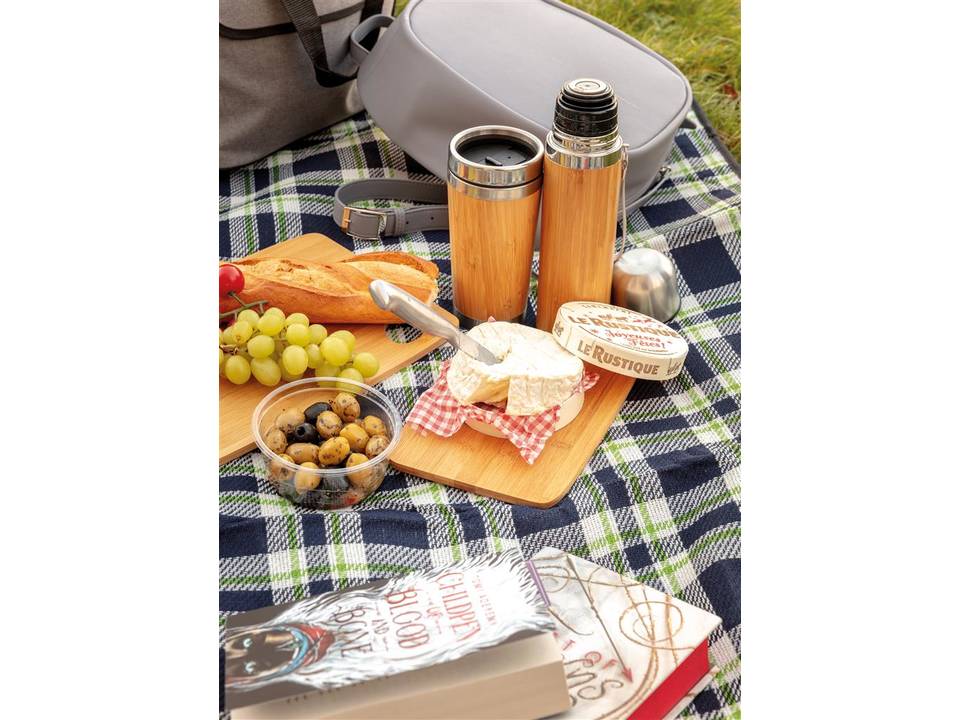 Bamboo vacuum travel flask 1