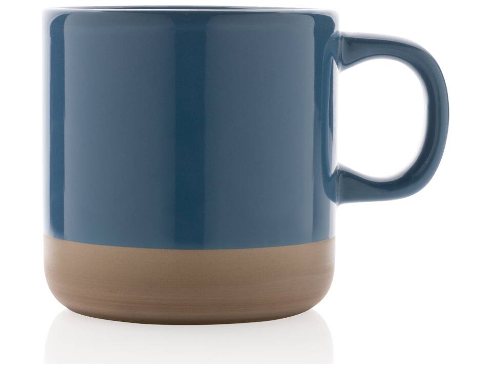 Glazed ceramic mug 22