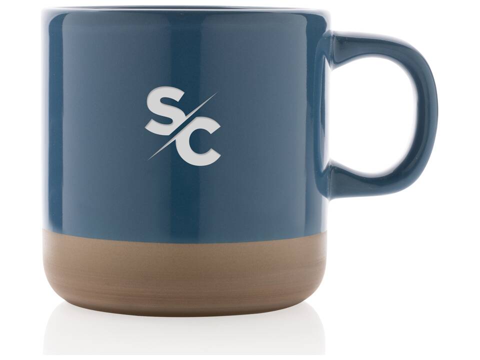 Glazed ceramic mug 25