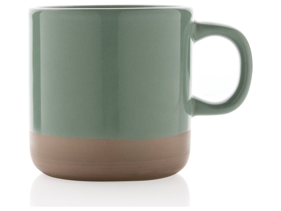 Glazed ceramic mug 30