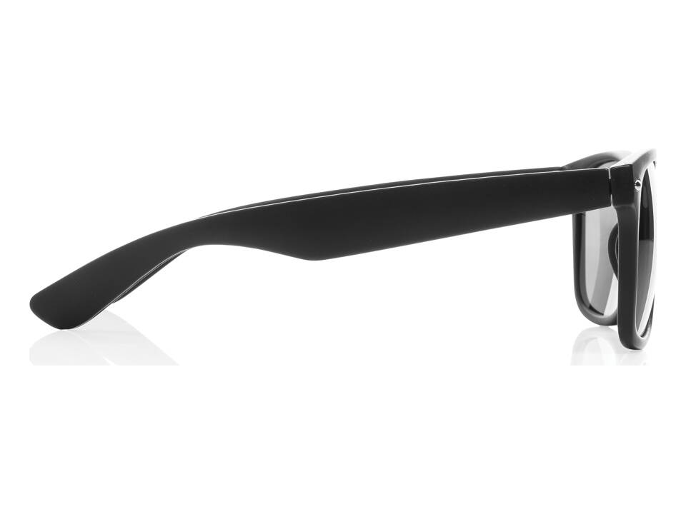 GRS recycled plastic sunglasses 3