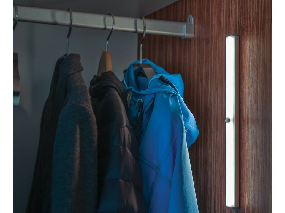 USB-rechargeable motion sensor LED light large 7