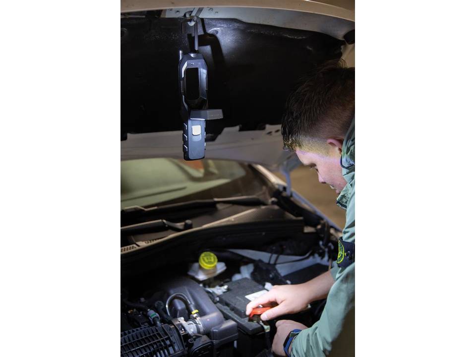 Heavy duty work light with COB 13