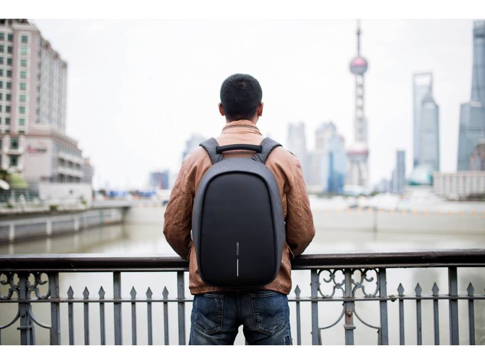 Bobby Pro anti-theft backpack 85