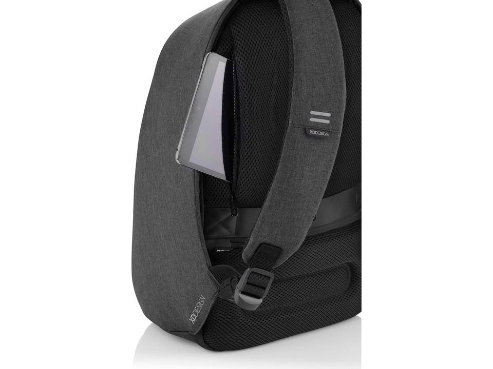 Bobby Tech anti-theft backpack 11