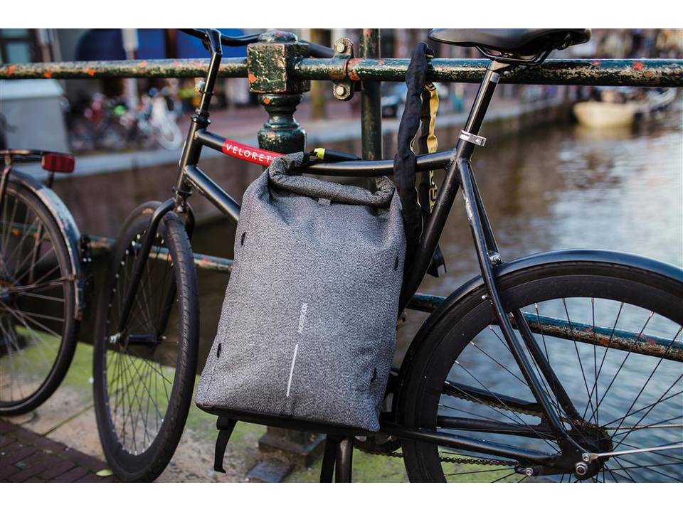 Bobby Urban anti-theft cut-proof backpack 1