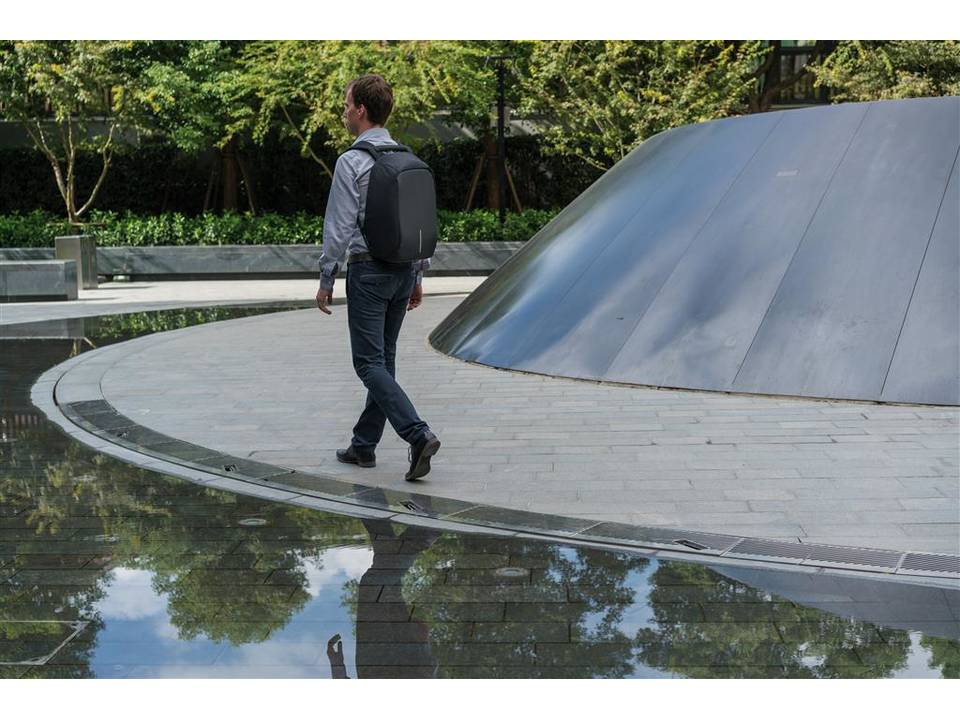 Bobby anti-theft backpack 10