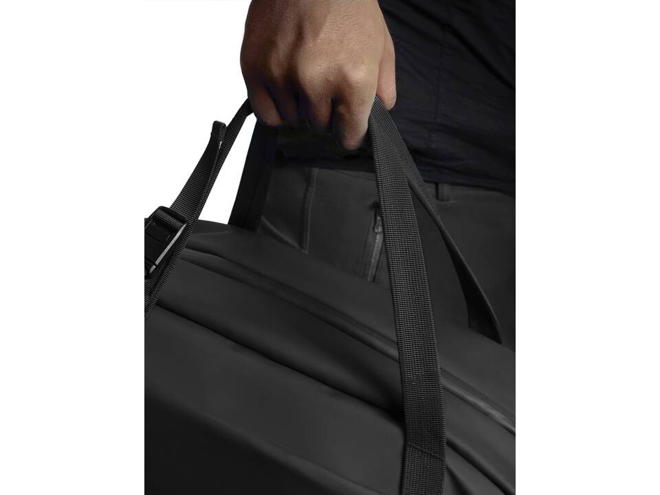 Urban Water Resistant Weekend Bag 18