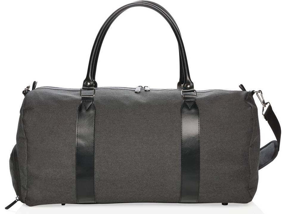 Weekend bag with USB output 7