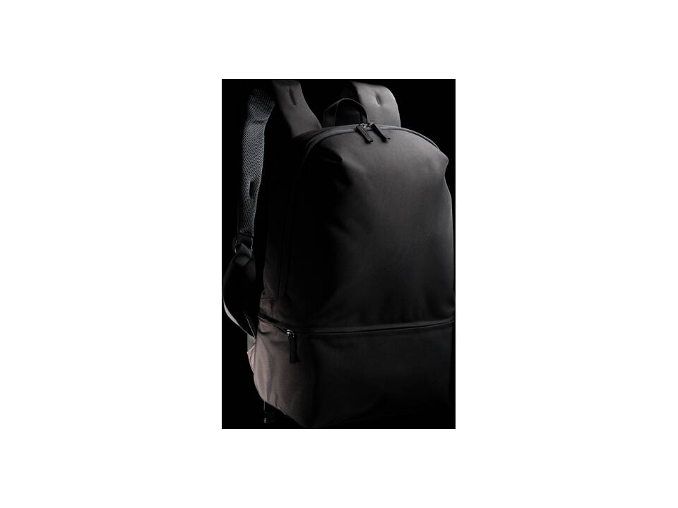 Impact Aware™ 2-in-1 backpack and cooler daypack 7