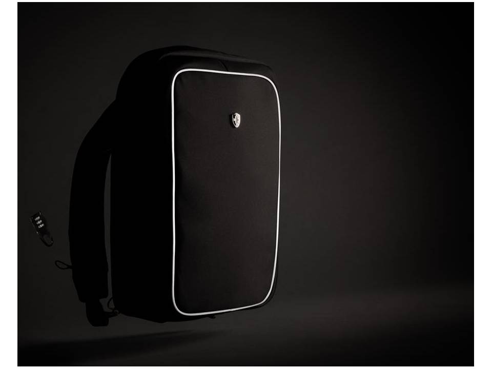 Swiss Peak anti-theft 3-way business bag 1