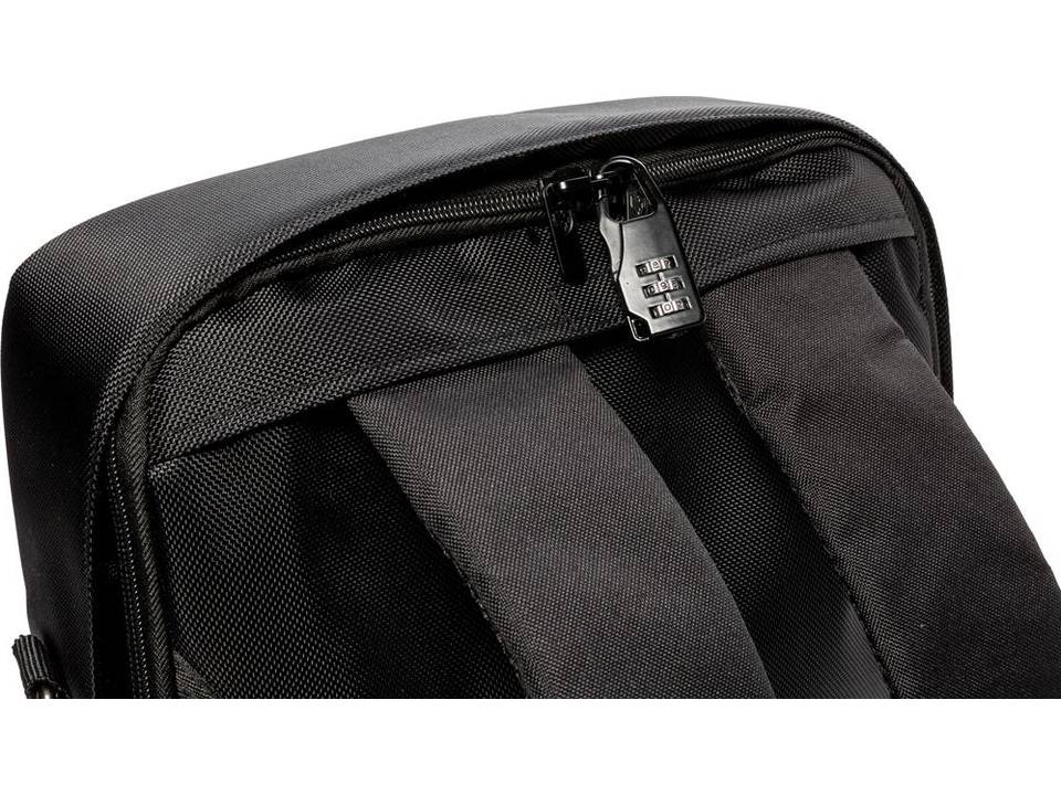 Swiss Peak anti-theft 3-way business bag 7