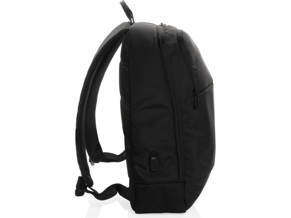 Swiss Peak AWARE™ modern 15.6" laptop backpack 3