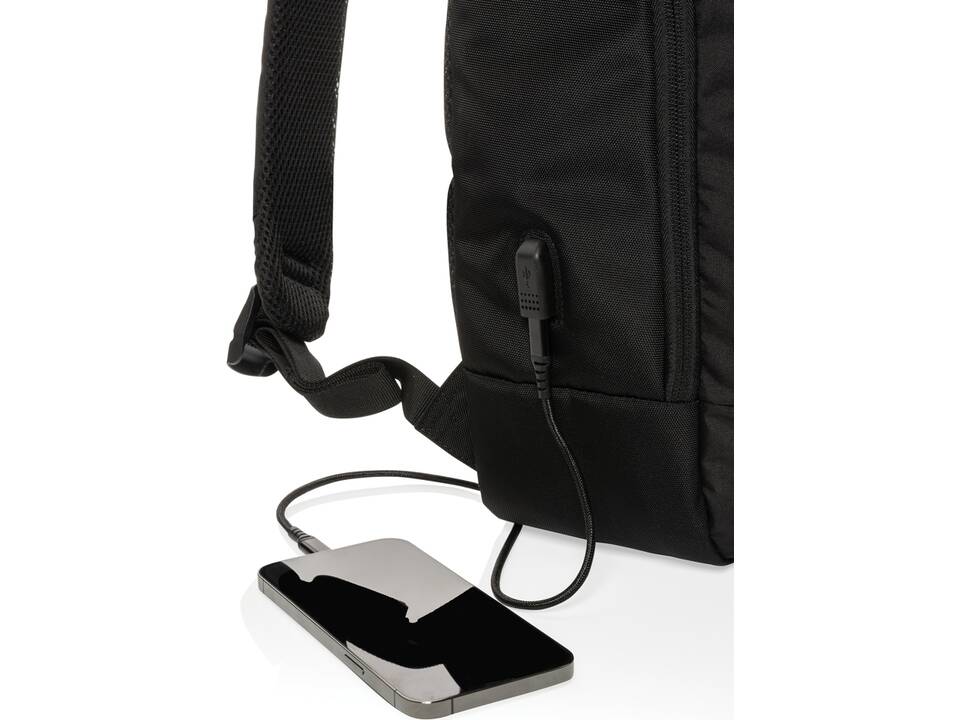 Swiss Peak AWARE™ modern 15.6" laptop backpack 6