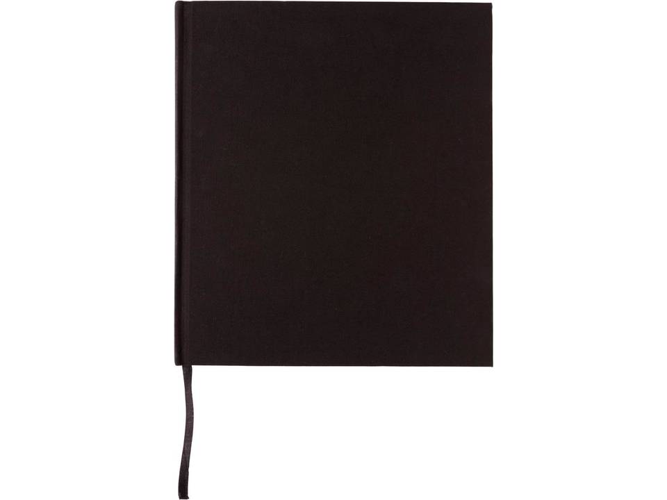 p773