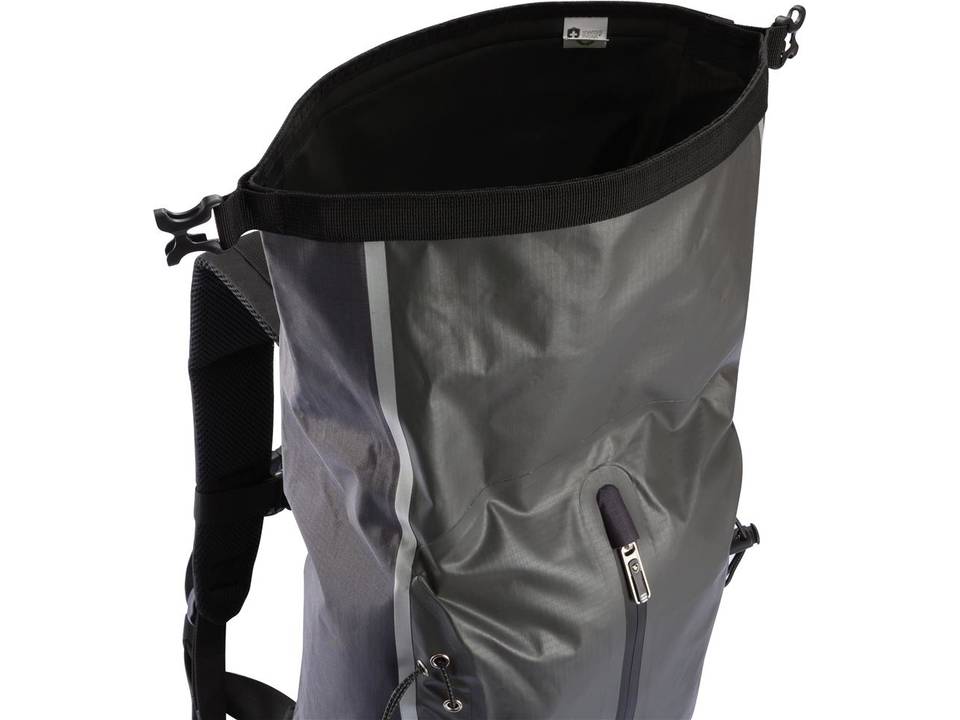 PVC free Swiss Peak waterproof backpack 2
