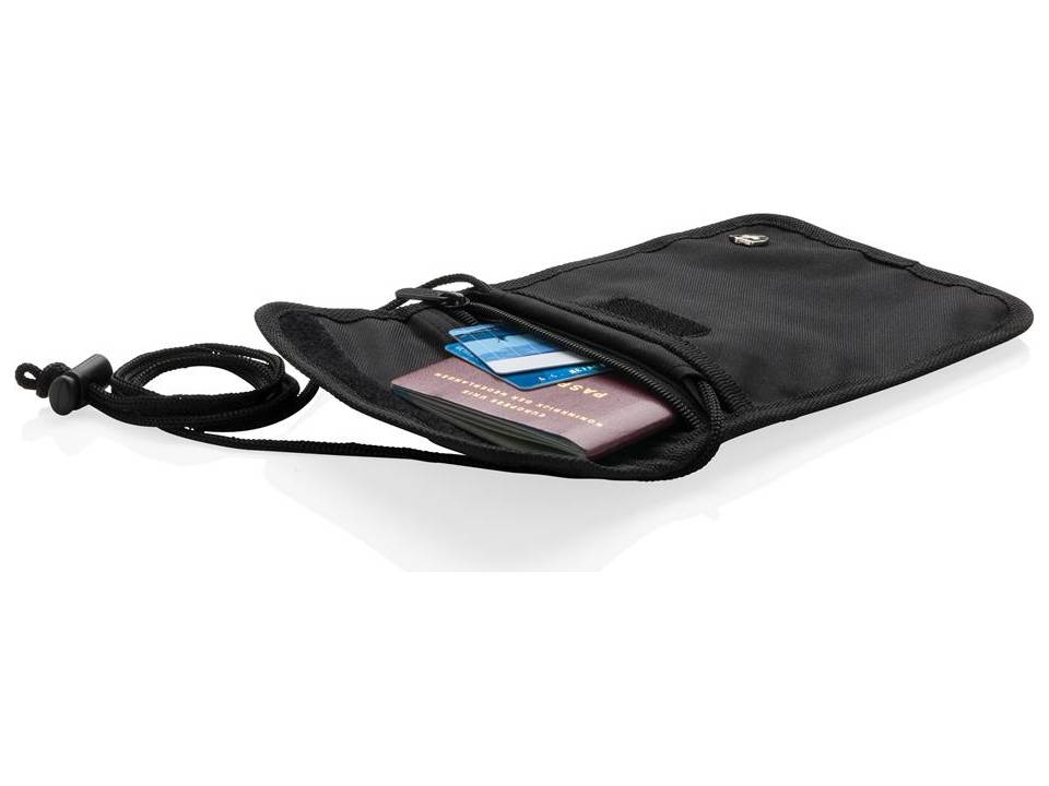 Swiss Peak RFID anti-theft neck pouch 2