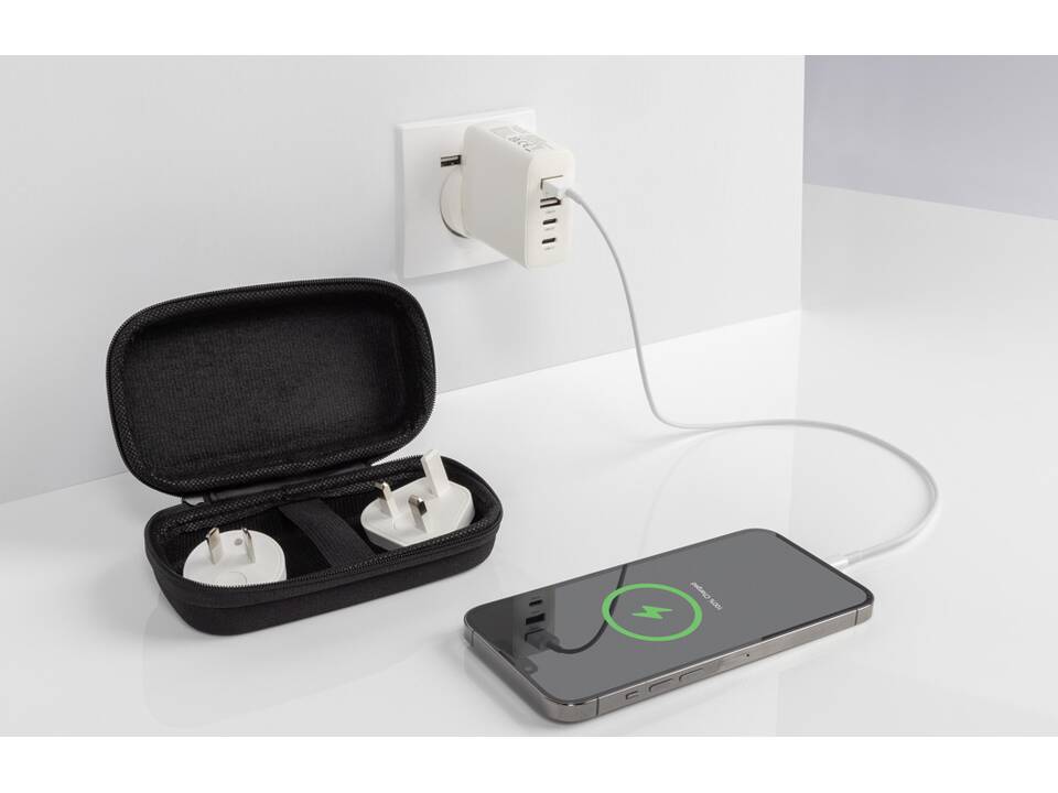 TravelCharge Pro RCS rplastic travel charger with USB C 7