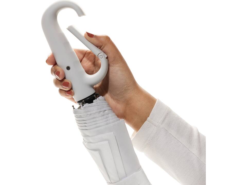 Yara 21" AWARE™ RPET solid colour umbrella with carabiner 12