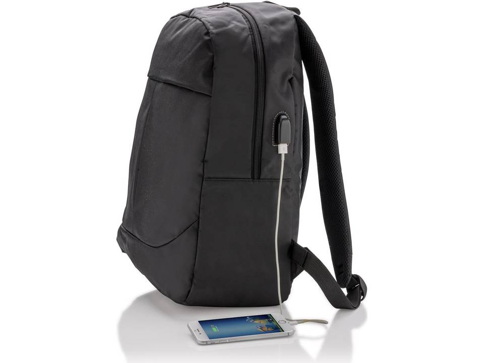 Power USB laptop backpack 5