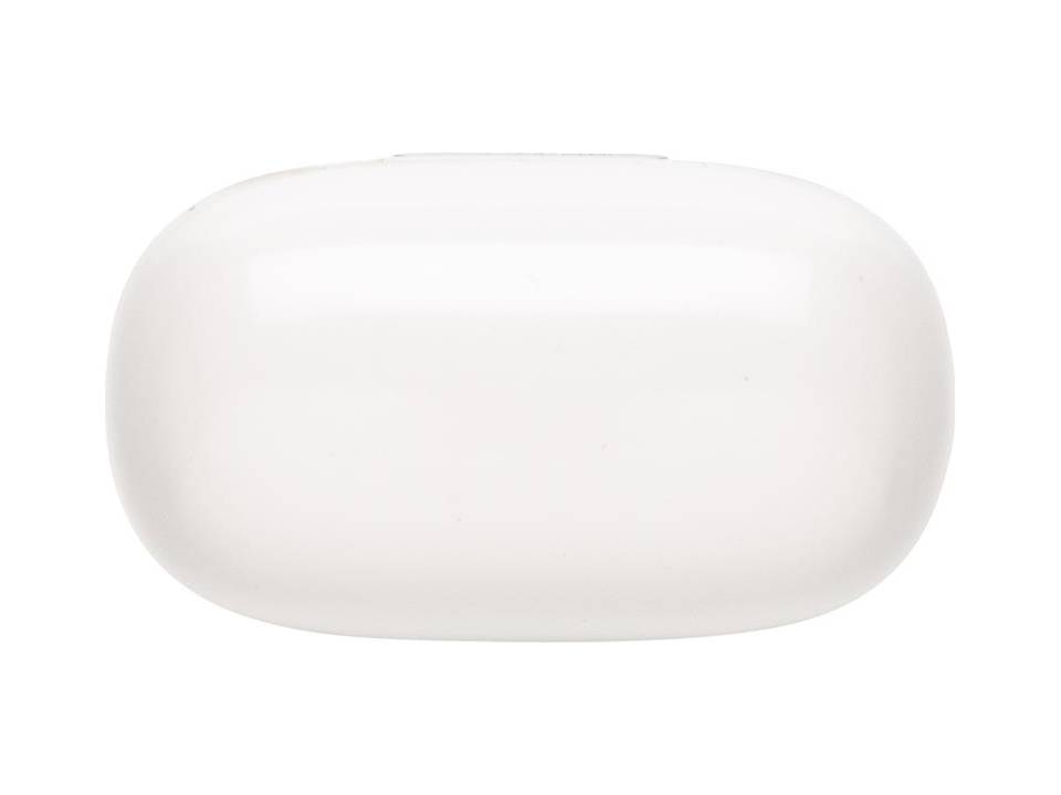 TWS earbuds in UV-C sterilising charging case 4