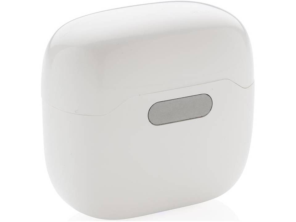 TWS earbuds in UV-C sterilising charging case 5