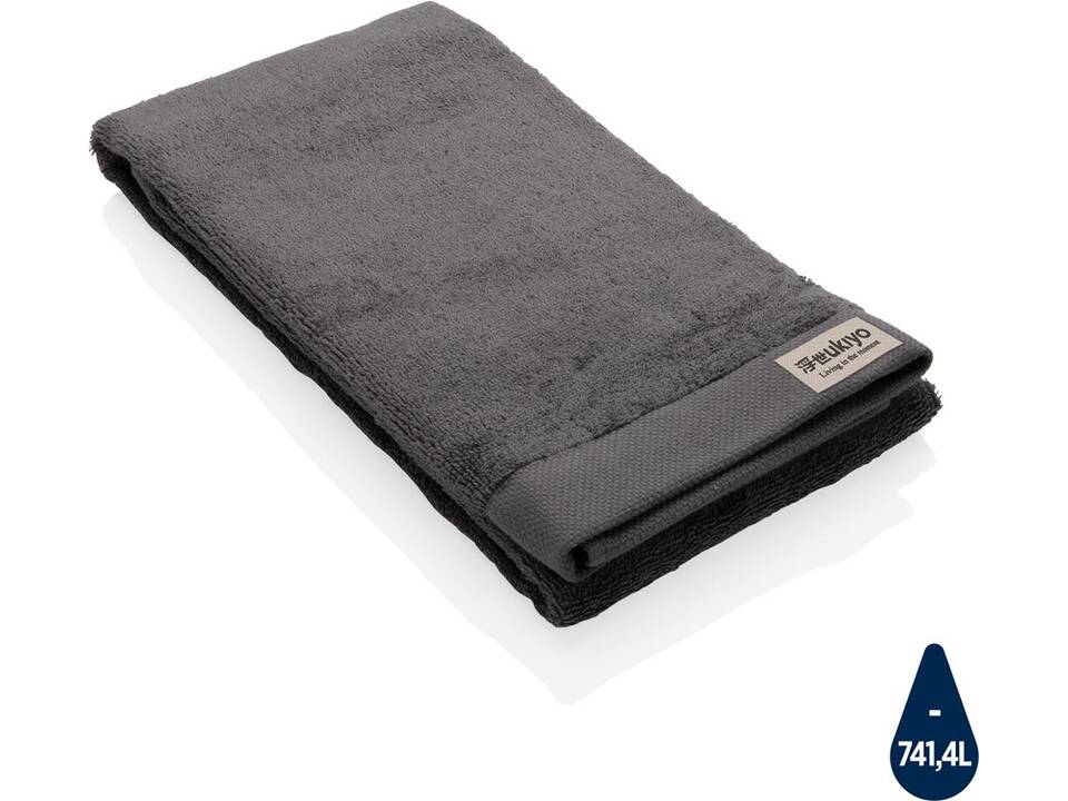 Ukiyo Sakura AWARE™ 500 gsm bath towel 50 x 100cm 1