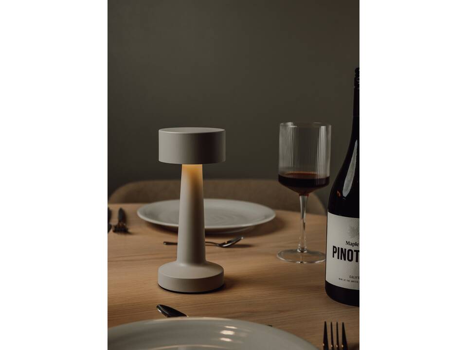 VINGA Maris RCS recycled ABS table lamp 8