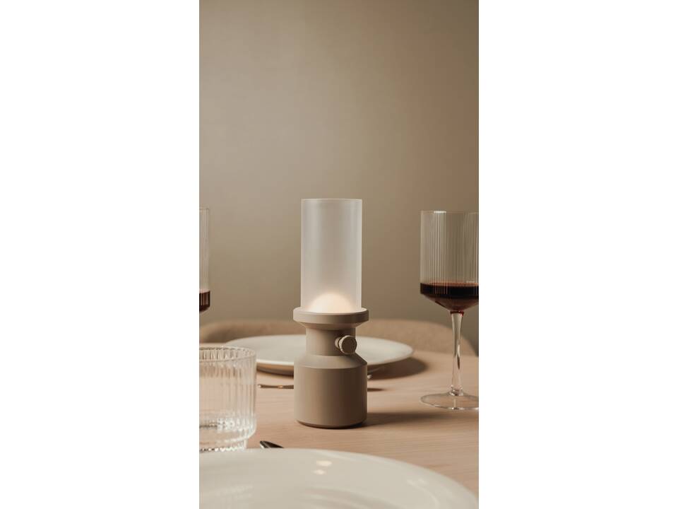VINGA Niori RCS table lamp 18