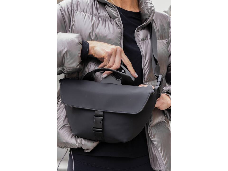 VINGA Baltimore RCS sling bag 5