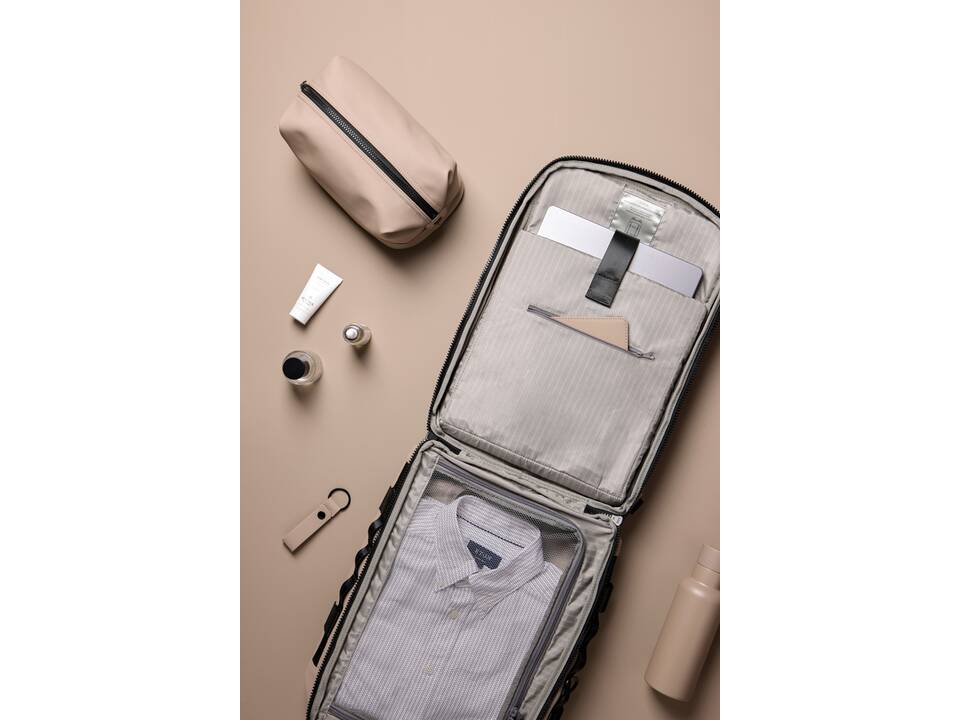 VINGA Baltimore RCS explorer’s backpack 36