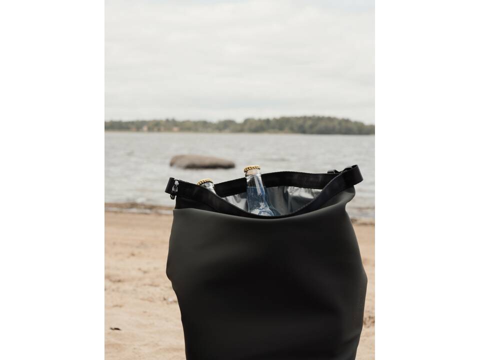 VINGA Baltimore RCS Roll-top cooler bag 16