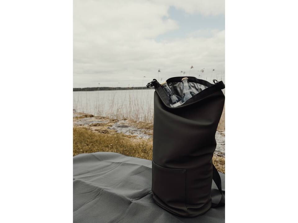 VINGA Baltimore RCS Roll-top cooler bag 17