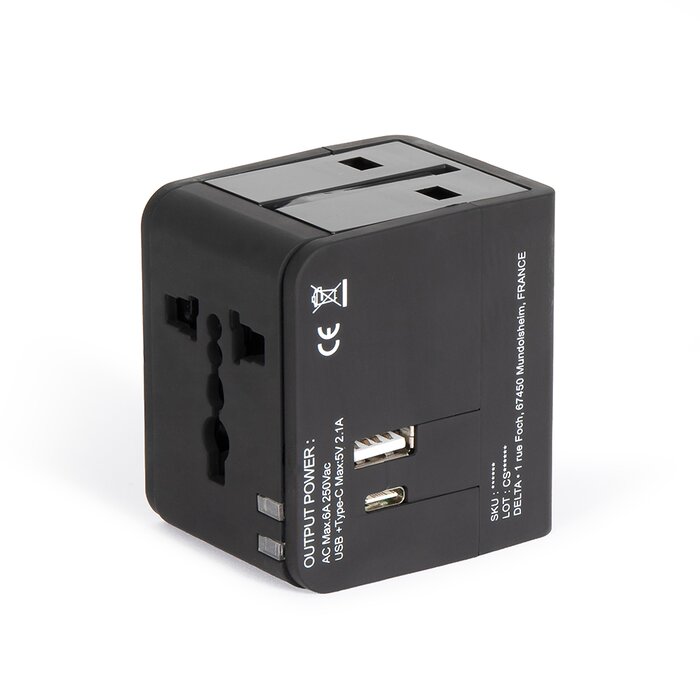 Universele reisadapter