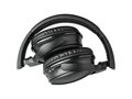 Blaze light-up logo headphones 4