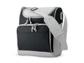 Cooler bag with front pocket 9