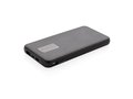 10.000 mAh powerbank with integrated cable 3