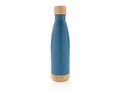 Vacuum stainless steel bottle with bamboo lid and bottom 17