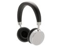 Swiss Peak wireless headphone