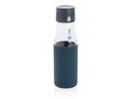 Ukiyo glass hydration tracking bottle with sleeve 5
