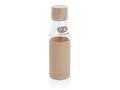 Ukiyo glass hydration tracking bottle with sleeve 11