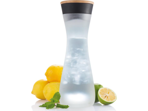 Lumm water carafe