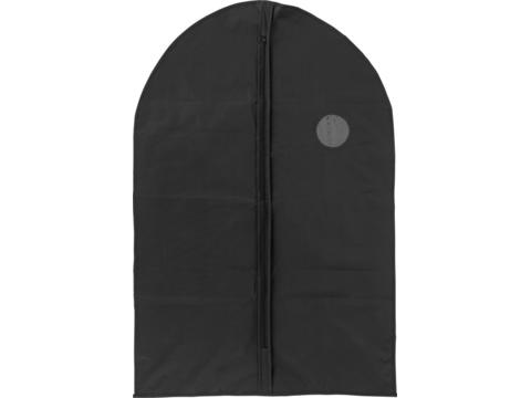 Garment bag with a zipper