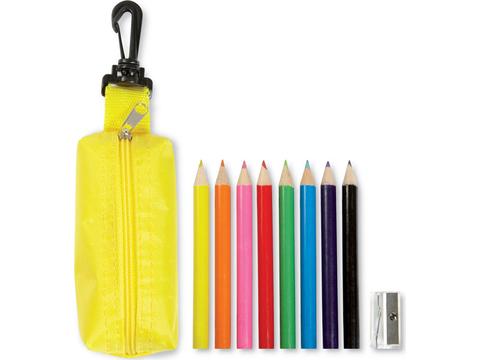 8 colouring pencils in pouch